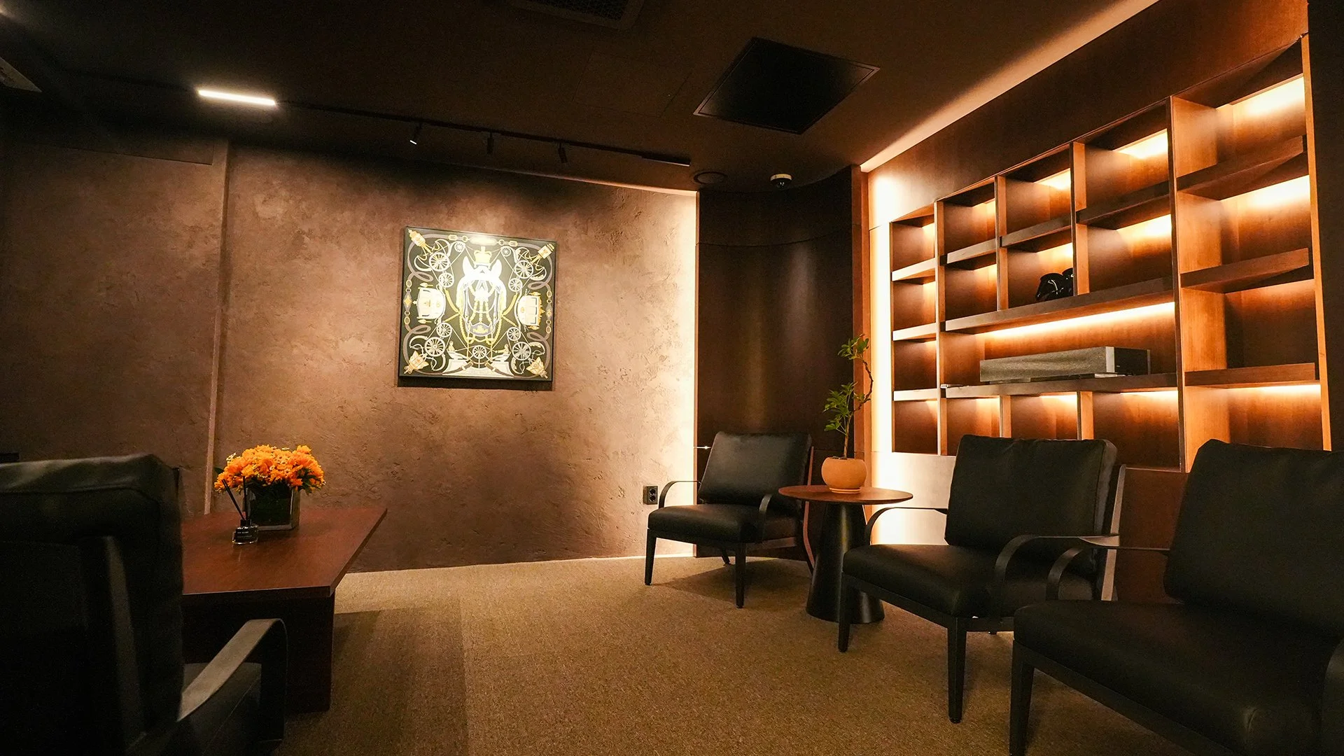 Consultation room with Roycel arch signage